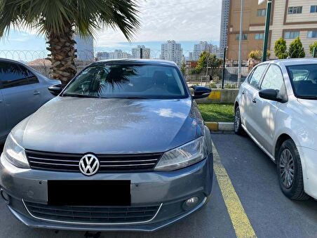 Volkswagen Jetta (2010-2018) Batman Yarasa Ayna Kapağı (Parlak Siyah)