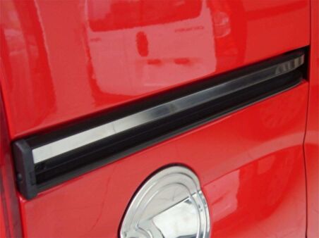 Fiat Fiorino Sürgülü Kapı Çıtası 2 Prç Krom 2008 Ve Sonrası
