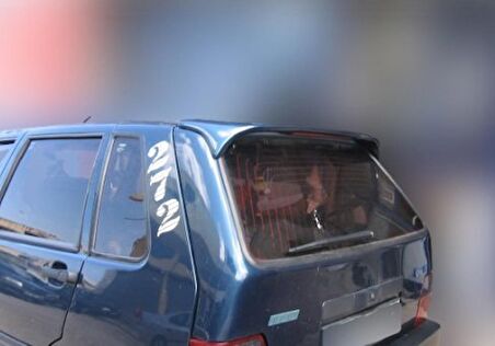 Fiat Uno Spoiler Boyalı