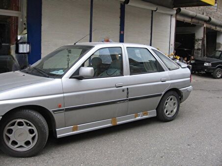 Ford Escord Sd Hb Yan Marşpiyel