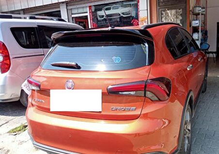 Fiat Egea Cross Spoiler Boyalı