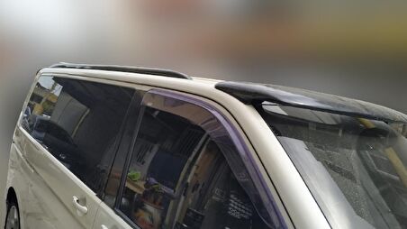 Volkswagen T7 ŞAPKA Ön Cam Spoiler BOYALI