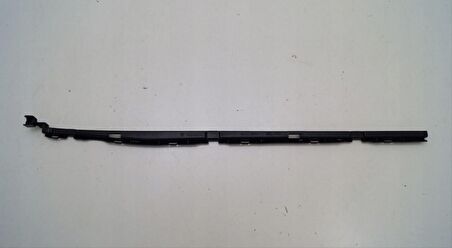 X156 Gla Serisi 2014+ Marşpiyel Braketi - Sol Arka - 1566980314