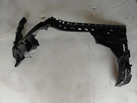 W213 E Serisi 2016+ Amg Arka Tampon İç Braketi - 2138850263