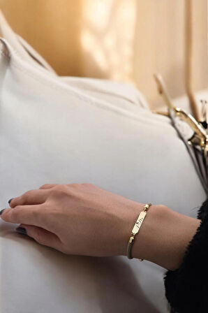 Pelin Yazılı Dikdörtgen Motifli 14 Ayar Altın Plakalı Örgülü Hediye Bileklik-330isim-kahverengi