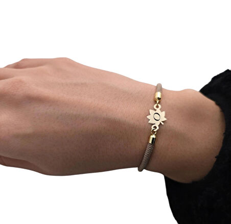 O Harfine Özel 14 Ayar Altın Plakalı İpek Örgülü Yaprak Figürlü Hediye Bileklik-331harf-kahverengi