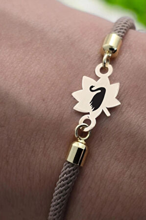 Kuğu Temalı Örgü İpli Yaprak Figürlü 14 Ayar Altın Plakalı Hediye Bileklik-331sembol-kahverengi