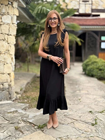 MDB Kadın Omuzlardan Büzgülü Kayık Yaka Fırfırlı Janjan Krep Elbise