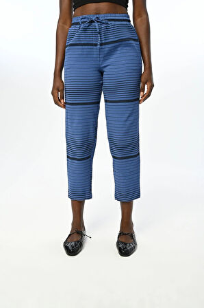 Yatay Çizgi Desenli Beli Lastikli Rahat Kalıp Pantolon