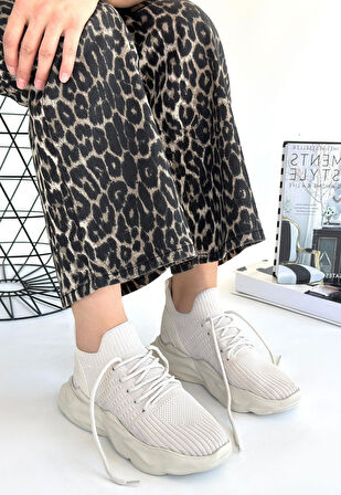 Ortopedik Topuk Dikenine Karşı Özel Üretim Bağcıklı Spor Ayakkabı Triko Bej Topuk Boyu 3 Cm