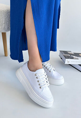 Ortopedik Topuk Dikenine Karşı Özel Üretim Bağcıklı Spor Ayakkabı Keten Beyaz Topuk Boyu 4 Cm