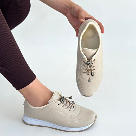 Beyaz Tabanlı Ortopedik Topuk Dikenine Karşı Özel Üretim Bağcıklı Spor Ayakkabı Cilt Bej Topuk Boyu 1,5 Cm