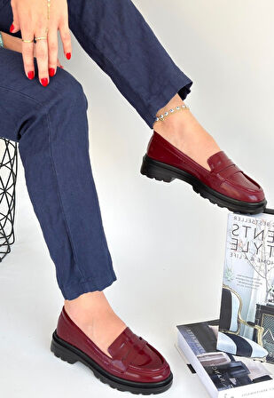 Ortopedik Topuk Dikenine Karşı Özel Üretim Oxford Babet Ayakkabı Rugan Bordo Topuk Boyu 2,5 Cm