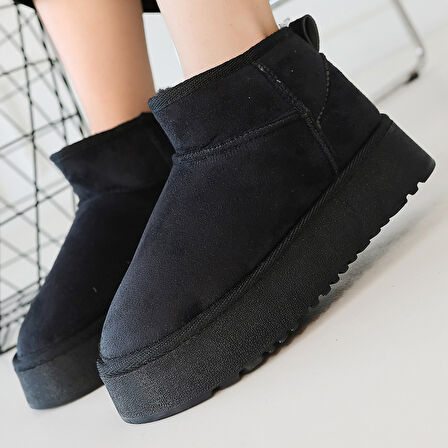 İçi Kürklü Bot Süet Siyah Topuk Boyu 4 Cm