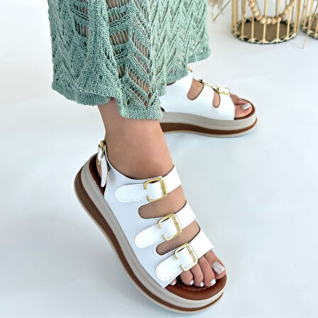 Tokalı Kemerli Ortopedik Sandalet Cilt Beyaz Topuk Boyu 4,5 Cm