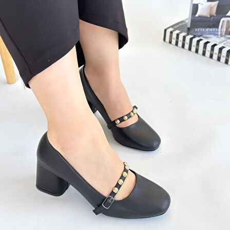 Küt Burun Kemerli Topuklu Ayakkabı Cilt Siyah Topuk Boyu 7 Cm