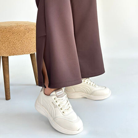 Ortopedik Topuk Dikenine Karşı Özel Üretim Bağcıklı Spor Ayakkabı Cilt Bej Topuk Boyu 3 Cm