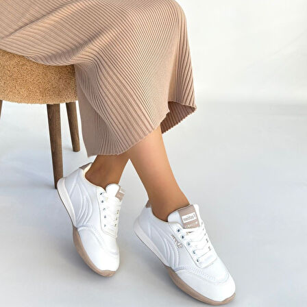 Ortopedik Topuk Dikenine Karşı Özel Üretim Bağcıklı Spor Ayakkabı Beyaz Topuk Boyu 2 Cm