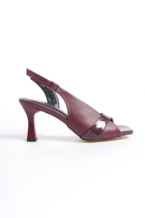 Bordo Rugan Kare Burun Çapraz Bantlı Slingback Topuklu Ayakkabı Topuk Boyu 7 Cm