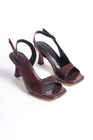 Bordo Rugan Kare Burun Çapraz Bantlı Slingback Topuklu Ayakkabı Topuk Boyu 7 Cm