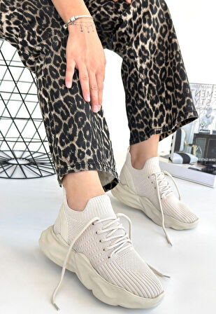 Ortopedik Topuk Dikenine Karşı Özel Üretim Bağcıklı Spor Ayakkabı Triko Bej Topuk Boyu 3 Cm