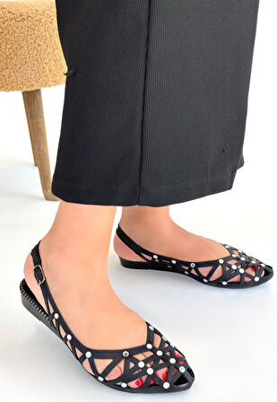 Arkası Açık Boncuk İşlemeli Babet Ayakkabı Cilt Siyah Topuk Boyu 1 Cm