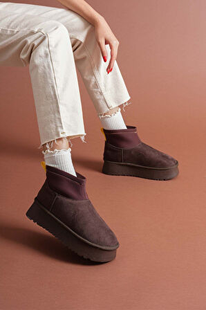 İçi Kürklü Boğazı Streçli Bot Süet Kahverengi Topuk Boyu 4 Cm