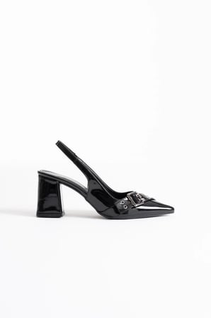 Siyah Rugan Büyük Tokalı Sivri Burun Slingback Topuklu Ayakkabı Topuk Boyu 8 Cm