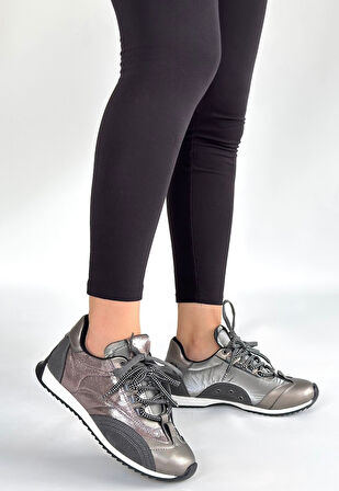 Paraşüt Detaylı Ortopedik Özel Üretim Bağcıklı Spor Ayakkabı Cilt Platin Topuk Boyu 1 Cm