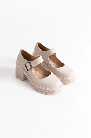 Bej Deri Platform Taban Tokalı Topuklu Ayakkabı Topuk Boyu 6 Cm