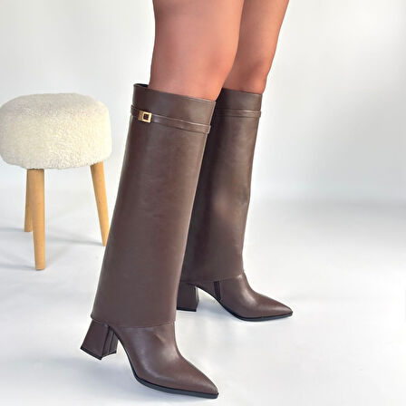 Sivri Burun Topuklu Tak Çıkar Çizme Cilt Kahverengi Topuk Boyu 7 Cm