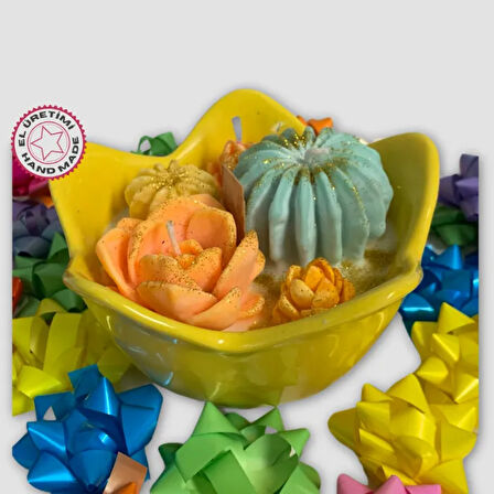 Uretti - Zekiye 1389 - El Yapımı  Sukulent Ve Kaktüs Temalı Kokulu Soya Mum - Sarı