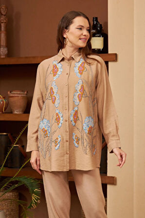 ÖNÜ ÇİÇEK NAKIŞLI OVERSIZE KESİM GÖMLEK