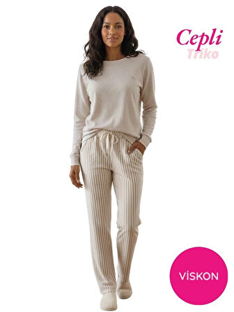 Kadın Viskon Mevsimlik Uzun Kol Cepli Pijama Takımı-Üstü İnce Triko Alt Pijama Dar Kesim Jakar Kumaş