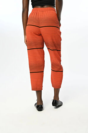 Yatay Çizgi Desenli Beli Lastikli Rahat Kalıp Pantolon