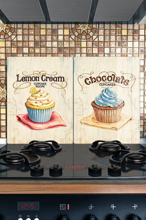 Ocak Arkası Cam Koruyucu – Cupcake Desen Isıya Dayanıklı Dekoratif Cam Panel 40 x 30 cm * 2 adet