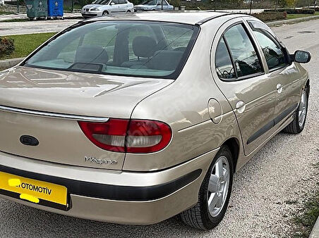 Renault MEGAN I Renault MEGAN 1 model 1998-1999-2001-2002-2003-Arka Stop Lambası Sağ Dış yerli pleksan marka