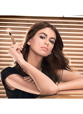 Yves Saint Laurent Kapatıcı