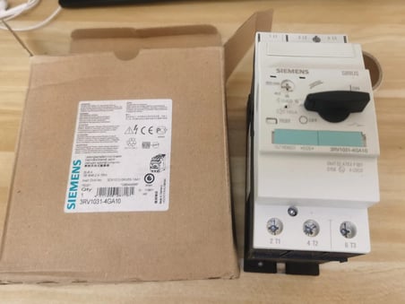 Siemens 3RV1031-4GA10 36-45A Sirius Motor Koruma Şalteri