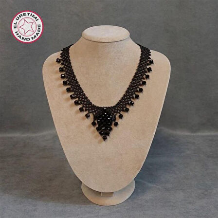 Uretti - Hülya 6683 3540 El Yapımı Siyah Kristal Boncuk Şık Örgü Kolye
