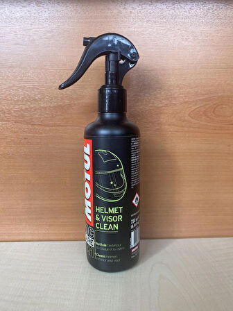 MOTUL MC CARE M1 HELMET&VISOR CLEAN 250ML
