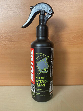 MOTUL MC CARE M2 HELMET INTERIOR CLEAN 