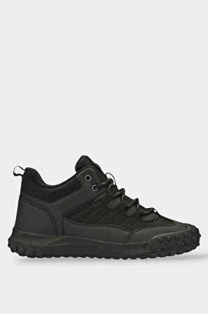 Su ve Soğuğa Dayanıklı Erkek Trekking Outdoor Bot SİYAH