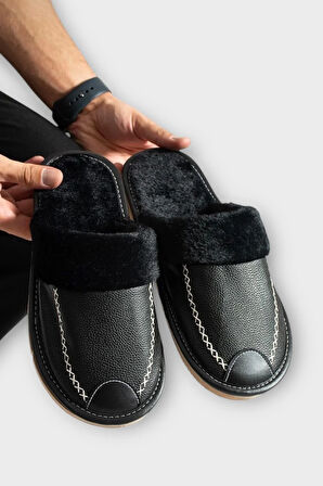 Deri Görünümlü Kürklü Erkek Ev Terliği SİYAH