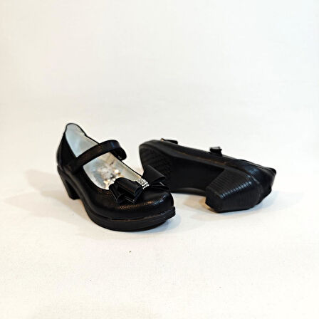 Fiyra 9051 Siyah Kurdaleli Cırtlı Bantlı Kız Çocuk Topuklu Ayakkabı