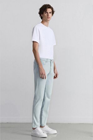 DeFacto Sergio Regular Fit Normal Kalıp Normal Bel Boru Paça Jean Pantolon F2423AX25SPNM63