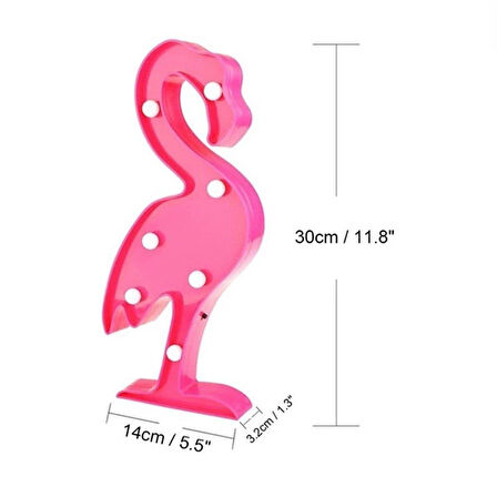 Kanepede Oturan Aşıklar Biblosu ve Flamingo Led Işık