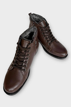 Erkek Hakiki Deri İçi Kürklü Kaydırmaz Kauçuk Taban Fermuarlı Bot KAHVERENGİ