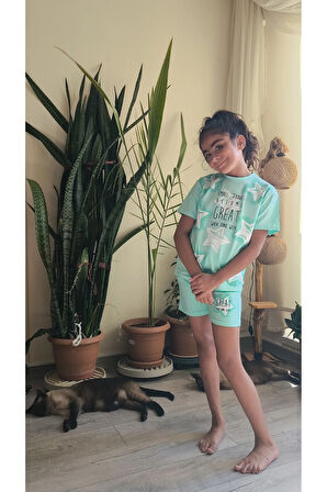 Kız Çocuk Şortlu Takım Yıldızlı Somon, Yeşil, Lila