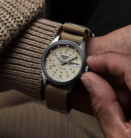 Seiko5 Sports SRPJ83K Otomatik Erkek Kol Saati